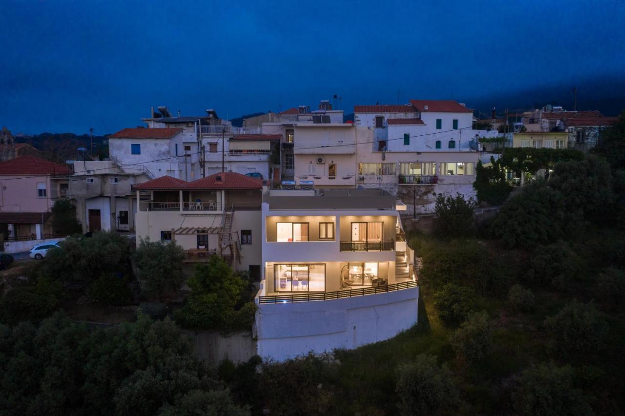 O-Cyanea Villa With Heated Pool Kournas Bagian luar foto