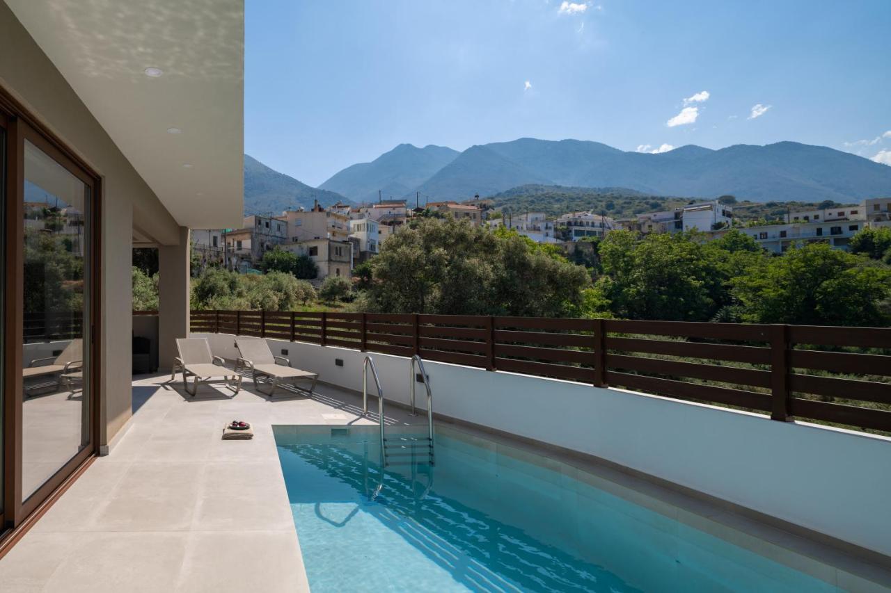 O-Cyanea Villa With Heated Pool Kournas Bagian luar foto