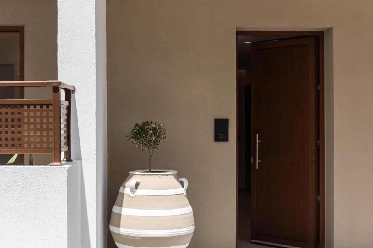 O-Cyanea Villa With Heated Pool Kournas Bagian luar foto