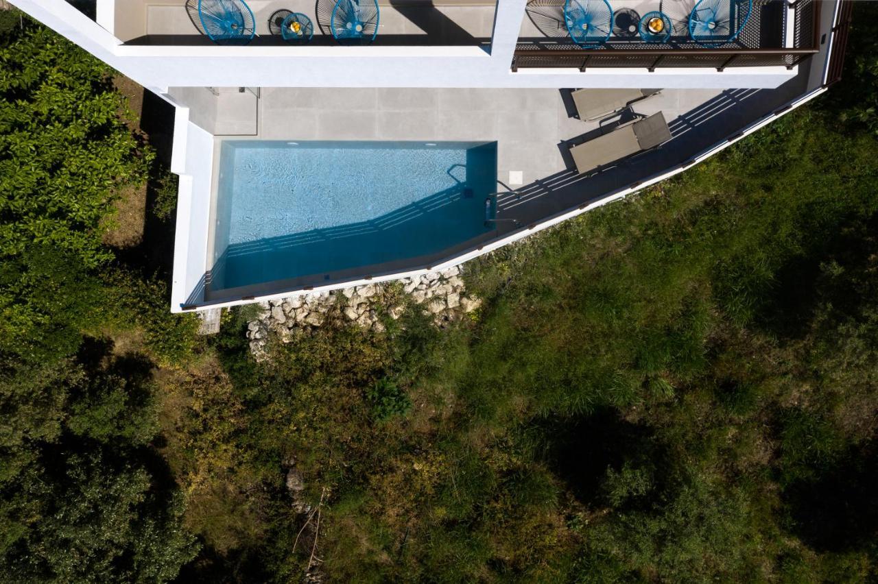 O-Cyanea Villa With Heated Pool Kournas Bagian luar foto