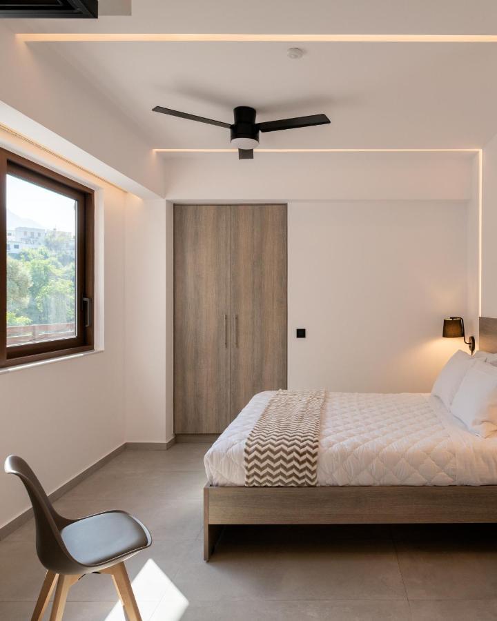 O-Cyanea Villa With Heated Pool Kournas Bagian luar foto