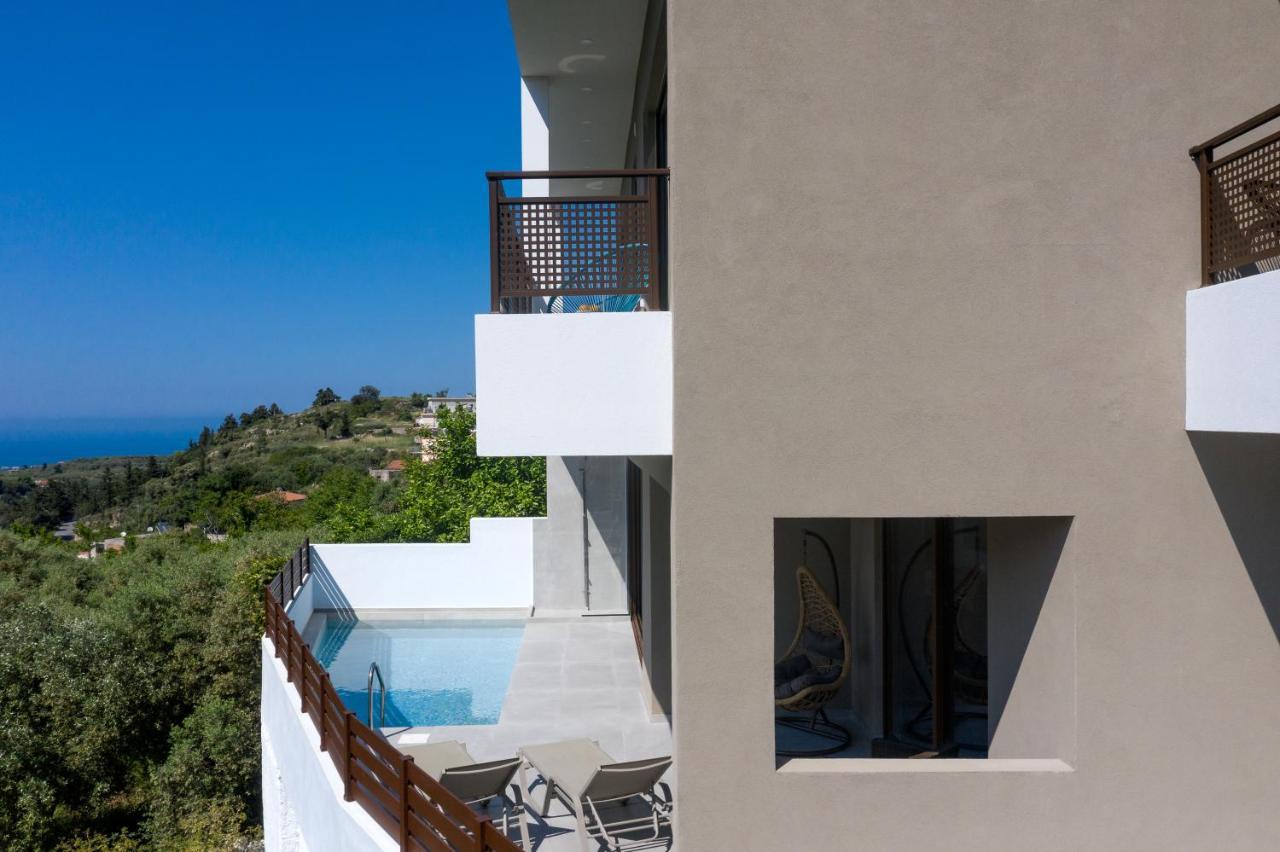 O-Cyanea Villa With Heated Pool Kournas Bagian luar foto